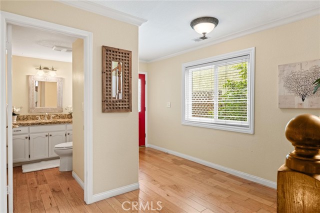 Detail Gallery Image 5 of 35 For 1909 Belmont Ln #B,  Redondo Beach,  CA 90278 - 3 Beds | 3 Baths