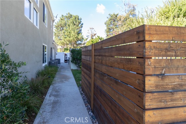 Image 46 of 55 For 2 Alamitos  