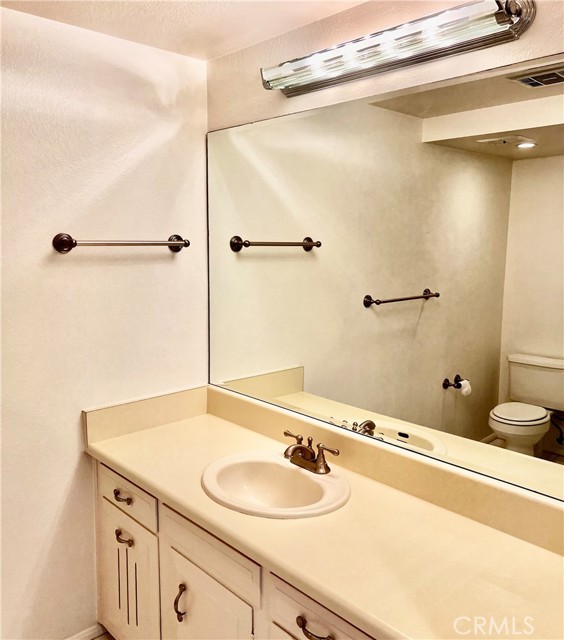 Detail Gallery Image 17 of 25 For 746 Avenida Majorca #N,  Laguna Woods,  CA 92637 - 2 Beds | 2 Baths