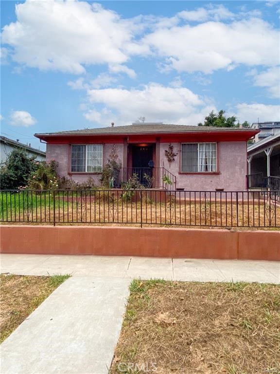 2823 Budau Avenue, Los Angeles CA: https://media.crmls.org/medias/ca424d89-16ac-4eb8-89bc-22bf115840fd.jpg
