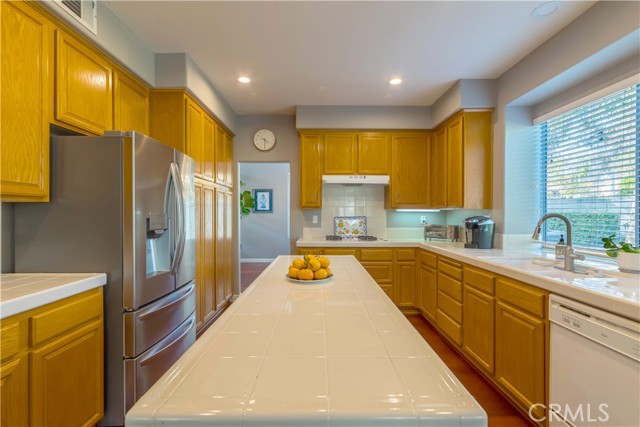 2018 Wren Way, Fullerton CA: https://media.crmls.org/medias/ca42b3f3-cf59-4caf-9415-f123df0b9fdb.jpg