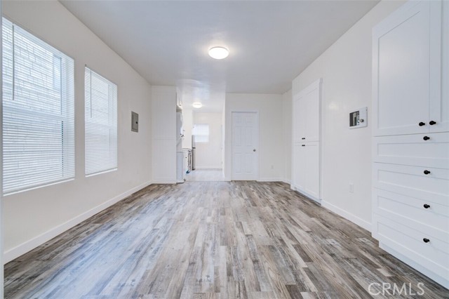 12 1/2 25th Place, Venice CA: https://media.crmls.org/medias/ca434a8d-1baa-4ba4-a674-bf64bdeb0da3.jpg