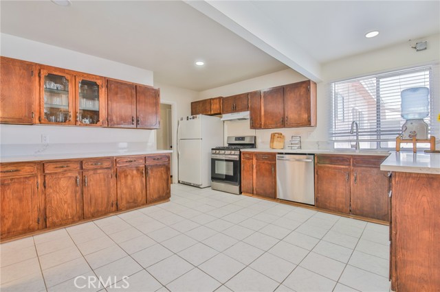 12122 Goldendale Drive, La Mirada CA: https://media.crmls.org/medias/ca437e87-0e31-41d4-a6d9-c228bc997d3c.jpg