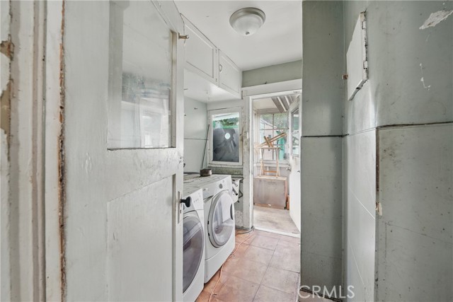 5823 Madden Avenue, Los Angeles CA: https://media.crmls.org/medias/ca4464c9-8083-439e-848e-6b5173954136.jpg