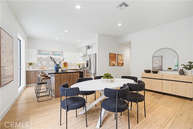 Detail Gallery Image 6 of 31 For 3981 Moore St #101,  Los Angeles,  CA 90066 - 2 Beds | 2 Baths