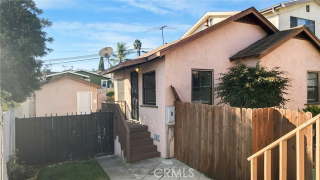 Detail Gallery Image 17 of 37 For 959 W 17th #1/2,  San Pedro,  CA 90731 - 1 Beds | 1 Baths