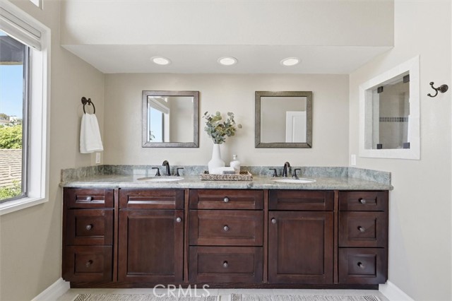 2932 Via Alvarado, Palos Verdes Estates CA: https://media.crmls.org/medias/ca459794-4f18-4e45-8672-44921d23f9f2.jpg