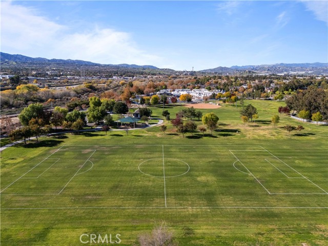 23402 Brookdale Lane, Valencia CA: https://media.crmls.org/medias/ca462e6c-2618-47e4-b1c8-14a4a4e26434.jpg