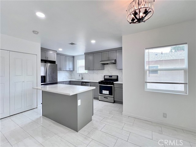 Detail Gallery Image 6 of 20 For 11147 Daneswood Dr., Arcadia,  CA 91006 - 3 Beds | 2 Baths