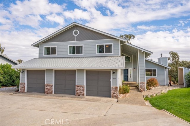 15540 China Rapids Drive, Red Bluff CA: https://media.crmls.org/medias/ca47aeb3-e246-4c0e-bcb5-b0ec8902b3ca.jpg
