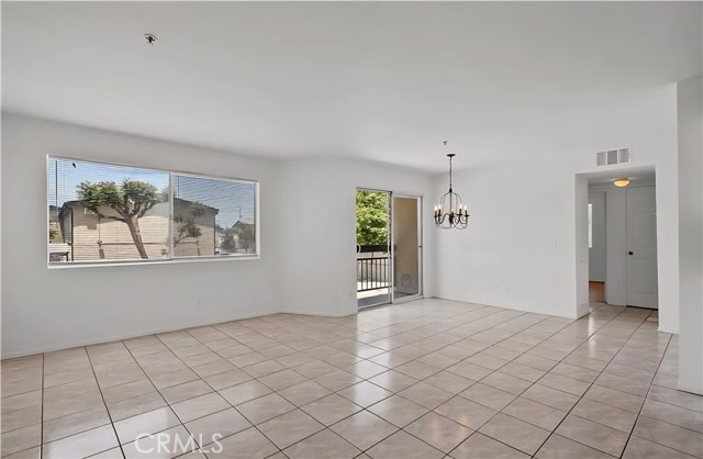 9014 Burnet Avenue, North Hills CA: https://media.crmls.org/medias/ca4811ea-5804-4131-9496-9e08d1b0462c.jpg