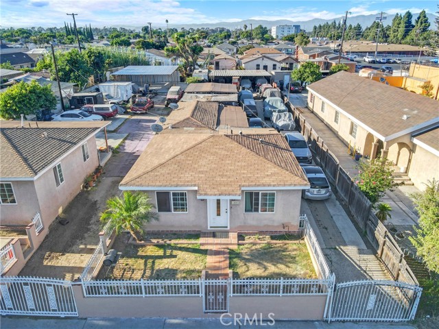 Detail Gallery Image 1 of 1 For 429 E El Segundo Bld, Los Angeles,  CA 90061 - 2 Beds | 1 Baths