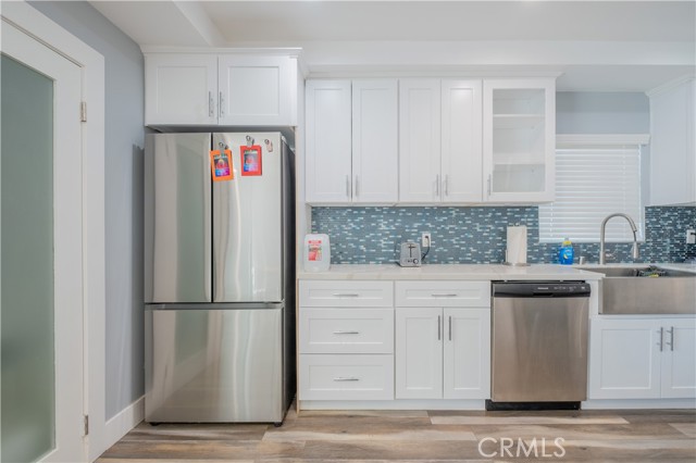 6436 Day Street, Tujunga CA: https://media.crmls.org/medias/ca4a0a8e-c230-45f4-8846-1b69474ccd2a.jpg