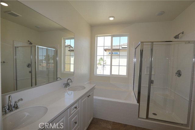 Detail Gallery Image 7 of 30 For 16065 Botanical St, Moreno Valley,  CA 92551 - 4 Beds | 2/1 Baths