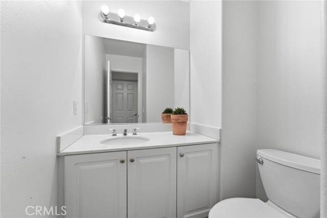 Detail Gallery Image 19 of 32 For 4933 Santo, Oak Park,  CA 91377 - 3 Beds | 2/1 Baths