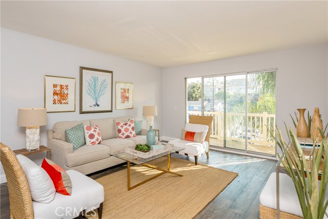 1707 Pacific Coast Highway, Hermosa Beach, California 90254, 1 Bedroom Bedrooms, ,1 BathroomBathrooms,Residential,Sold,Pacific Coast Highway,SB16708574