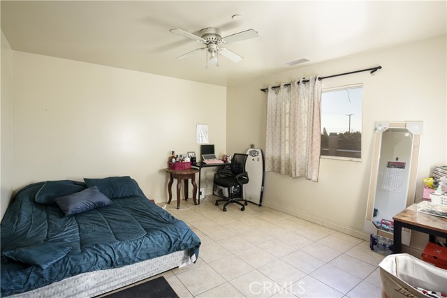 Detail Gallery Image 19 of 32 For 12152 Marbel, Downey,  CA 90242 - 4 Beds | 4 Baths