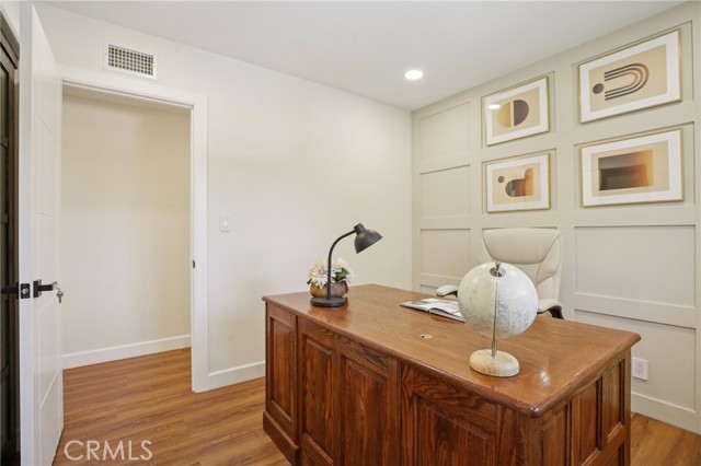 Detail Gallery Image 20 of 60 For 1533 W San Lorenzo Ave, Santa Ana,  CA 92704 - 5 Beds | 3 Baths