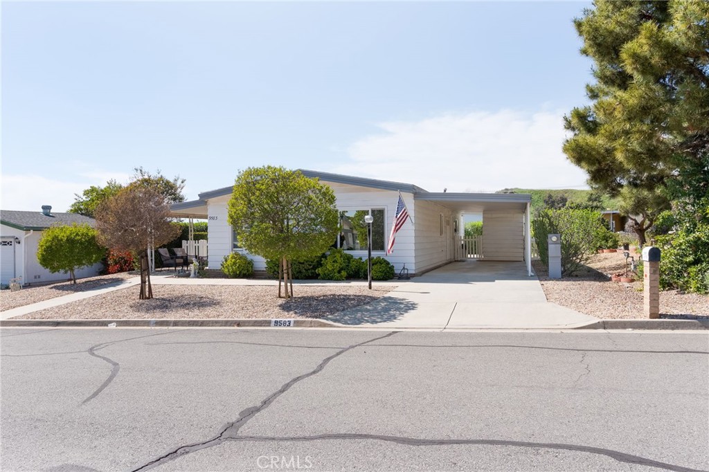 9583 Crestknoll Drive