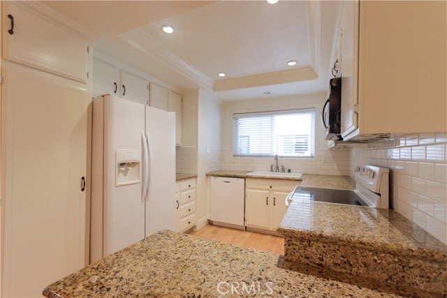 Detail Gallery Image 4 of 11 For 5325 Bahia Blanca #P,  Laguna Woods,  CA 92637 - 2 Beds | 2 Baths