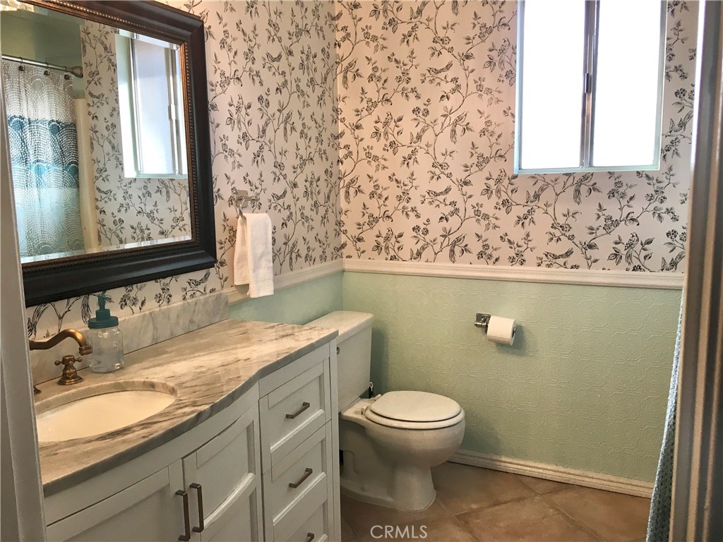 https://media.crmls.org/medias/ca4c6919-de15-4503-84e6-f841212b02db.jpg?preset=X-Large