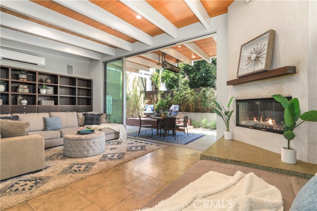 106 Hill Street, Hermosa Beach, California 90254, 5 Bedrooms Bedrooms, ,3 BathroomsBathrooms,Residential,Sold,Hill,SB23141394