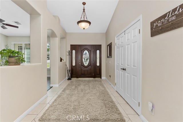 Detail Gallery Image 6 of 52 For 3009 Shadid, Colton,  CA 92324 - 5 Beds | 3/1 Baths