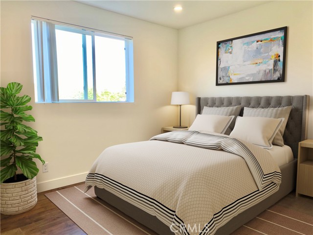 Detail Gallery Image 6 of 38 For 7327 Kester Ave #3,  Van Nuys,  CA 91405 - 4 Beds | 3/1 Baths