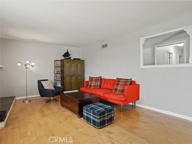 Detail Gallery Image 17 of 51 For 9710 Lubao Ave, Chatsworth,  CA 91311 - 3 Beds | 2 Baths