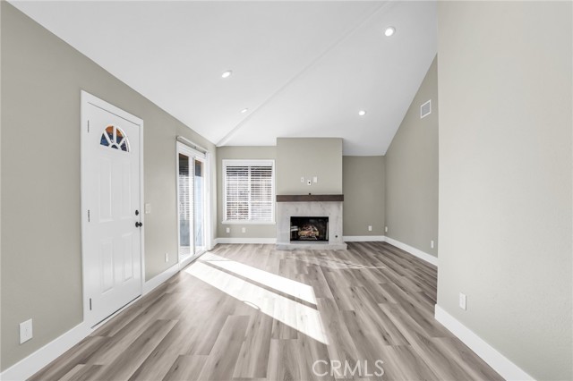 Detail Gallery Image 13 of 36 For 8039 E Snapdragon Ln, Anaheim,  CA 92808 - 2 Beds | 2 Baths