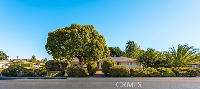 Detail Gallery Image 5 of 37 For 13382 Mount Hood Dr, North Tustin,  CA 92705 - 4 Beds | 3 Baths