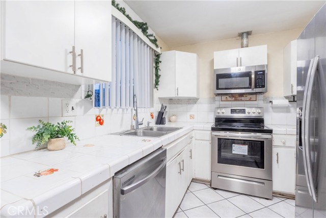 Detail Gallery Image 4 of 17 For 1602 N King, Santa Ana,  CA 92706 - 1 Beds | 1 Baths