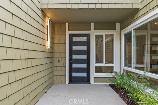 Detail Gallery Image 7 of 52 For 1 Rainbow Falls, Irvine,  CA 92603 - 4 Beds | 3 Baths