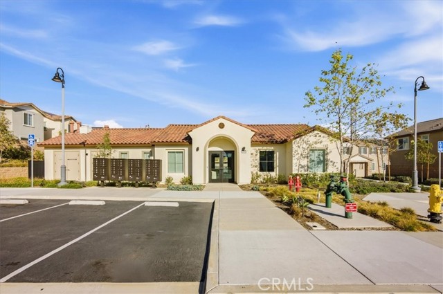Detail Gallery Image 42 of 45 For 16281 Castello #1,  Fontana,  CA 92336 - 3 Beds | 2/1 Baths