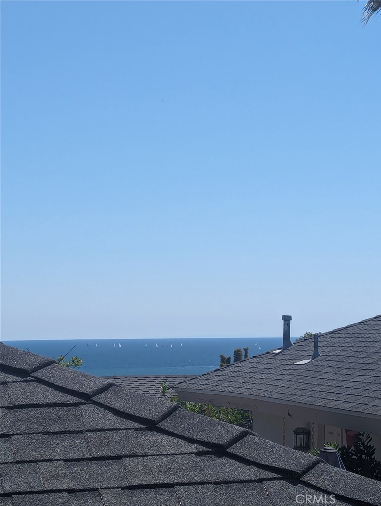 https://media.crmls.org/medias/ca51b859-4319-420e-bc21-f346f1176481.jpg?preset=X-Large