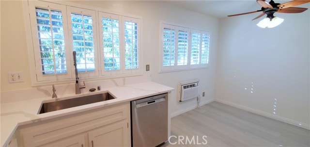 Detail Gallery Image 6 of 26 For 960 E Bonita Ave #58,  Pomona,  CA 91767 - 2 Beds | 2 Baths