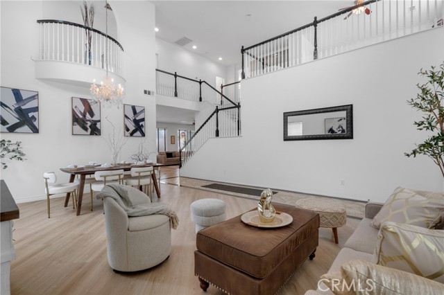 33736 Emerald Creek Court, Temecula CA: https://media.crmls.org/medias/ca54407e-76fa-431c-bff6-0112ecd140ca.jpg