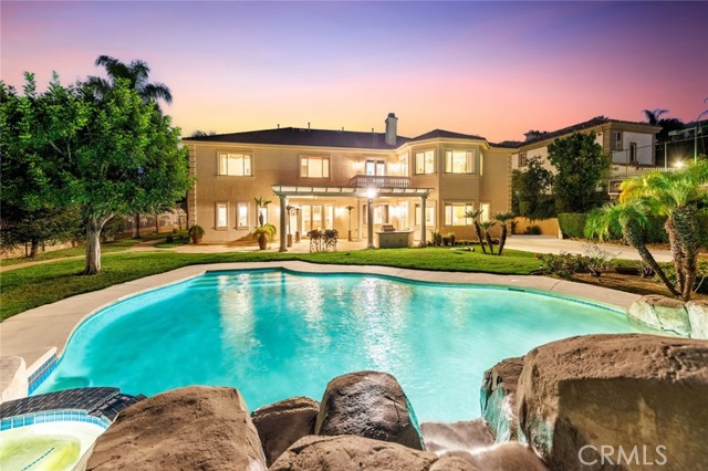 Detail Gallery Image 6 of 74 For 2828 Water Course Dr, Diamond Bar,  CA 91765 - 6 Beds | 6/2 Baths