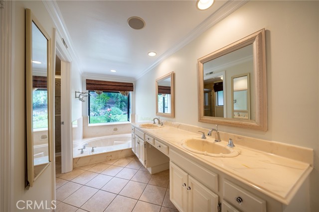 Detail Gallery Image 32 of 46 For 18337 Chatham Ln, Porter Ranch,  CA 91326 - 4 Beds | 2/1 Baths