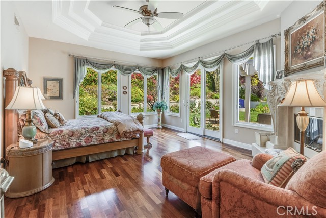 48 Santa Cruz, Rolling Hills Estates CA: https://media.crmls.org/medias/ca5564e4-a8c0-4550-8539-babb93bb9b28.jpg