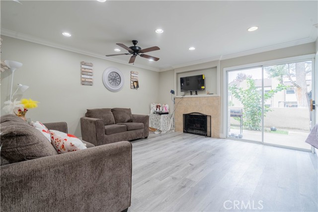 Detail Gallery Image 9 of 19 For 3657 Towne Park Circl, Pomona,  CA 91767 - 3 Beds | 2 Baths