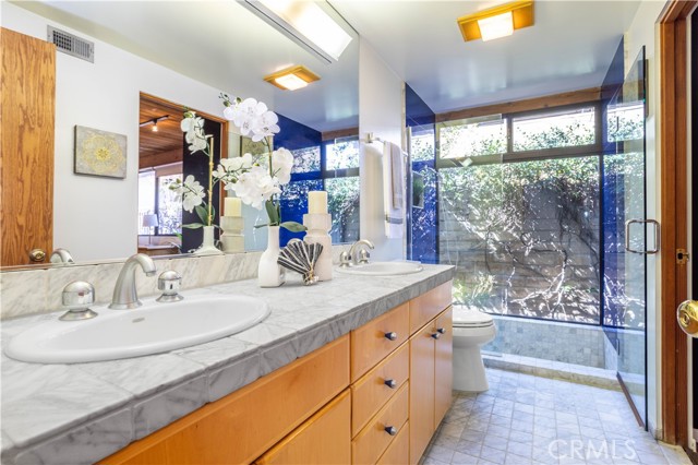 Detail Gallery Image 28 of 44 For 17442 Horace St, Granada Hills,  CA 91344 - 3 Beds | 3 Baths