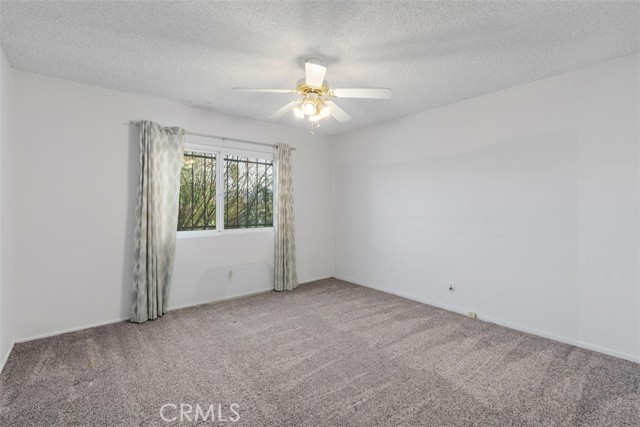 Detail Gallery Image 23 of 41 For 4121 Park View, Riverside,  CA 92501 - 3 Beds | 2/1 Baths