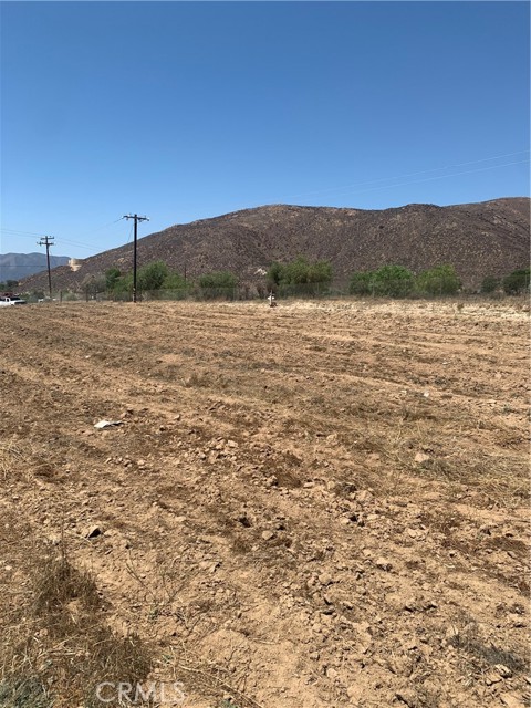 0 El Toro Rd, Lake Elsinore CA: https://media.crmls.org/medias/ca574281-b857-4ac9-b591-bf1aa4357c0a.jpg