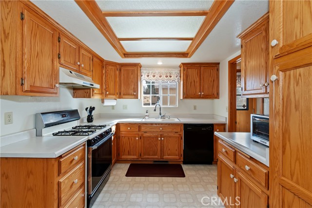 Detail Gallery Image 12 of 32 For 1165 Monte Vista, Big Bear City,  CA 92314 - 3 Beds | 2 Baths