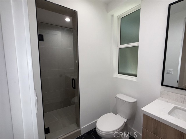 5044 Laurel Canyon Boulevard, Valley Village CA: https://media.crmls.org/medias/ca5956d1-e70c-49b3-9a24-d00c80323f66.jpg
