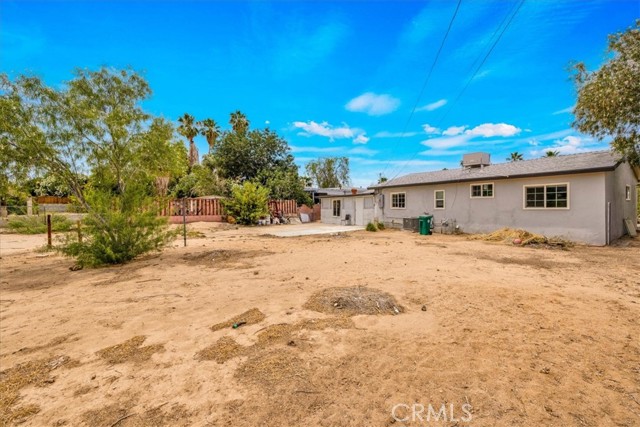 73355 Sun Valley Drive, 29 Palms CA: https://media.crmls.org/medias/ca59952f-280d-4314-90e1-e54daa889692.jpg