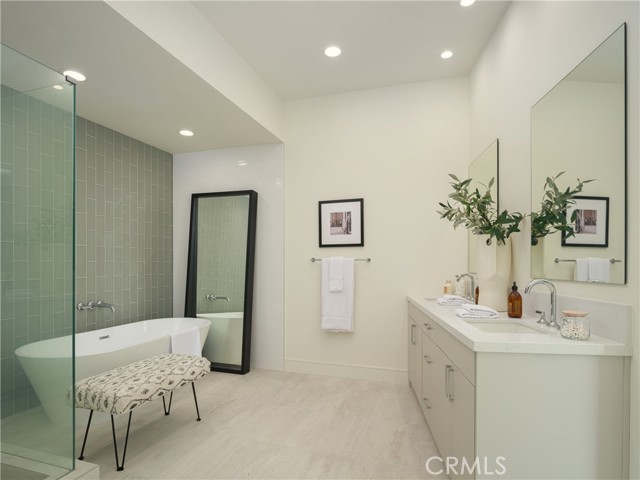Detail Gallery Image 19 of 32 For 468 Ashton Dr, Laguna Beach,  CA 92651 - 4 Beds | 4/1 Baths