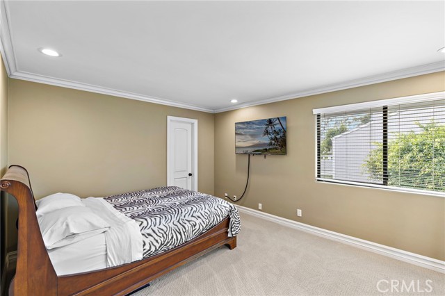 Detail Gallery Image 10 of 22 For 19 Kamalii Ct #257,  Newport Beach,  CA 92663 - 2 Beds | 2/1 Baths