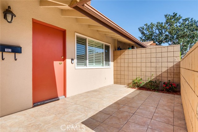Detail Gallery Image 3 of 33 For 1736 E Commonwealth Ave, Fullerton,  CA 92831 - 2 Beds | 2 Baths